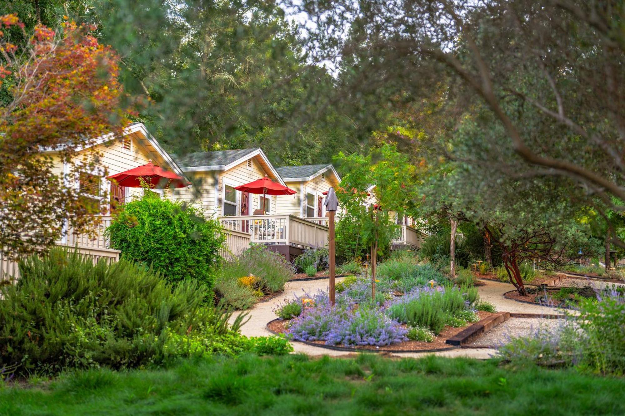 Aurora Park Cottages Калистога Экстерьер фото